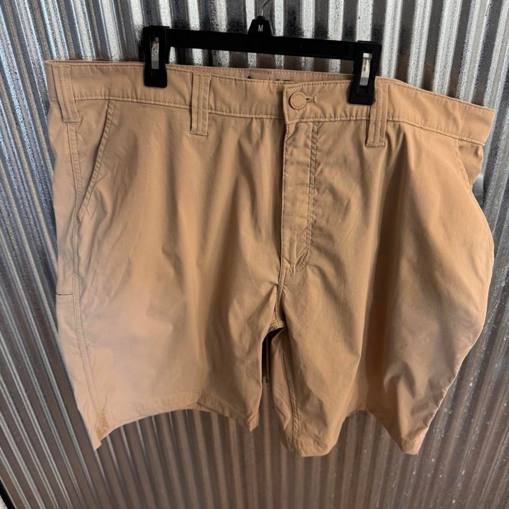 Ridgecut Men's Tan Cargo Shorts Size 42 Relaxed Fit Outdoor Utility Hiking
